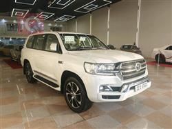 تۆیۆتا لاند کروزەر